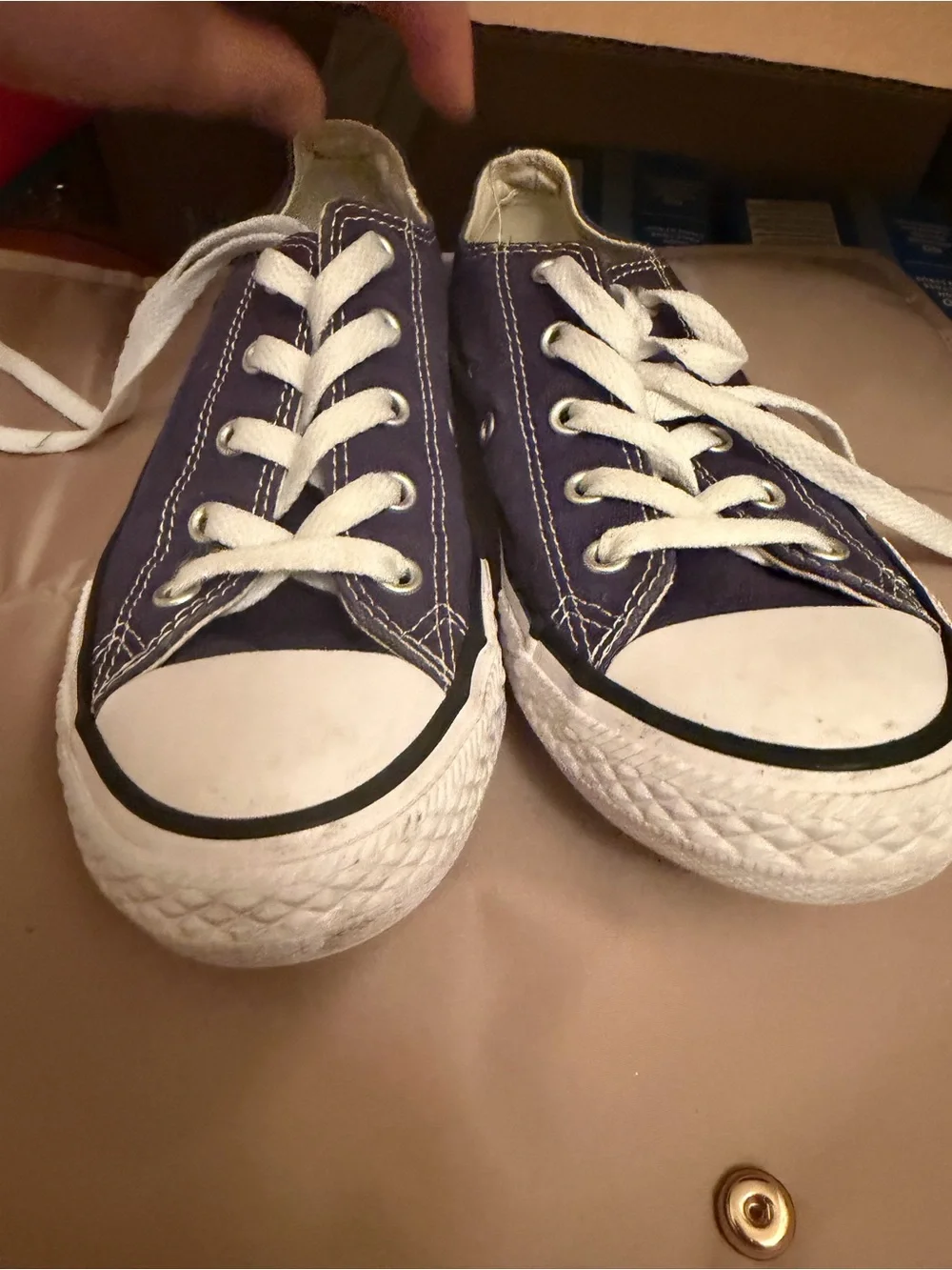 Converse classic low